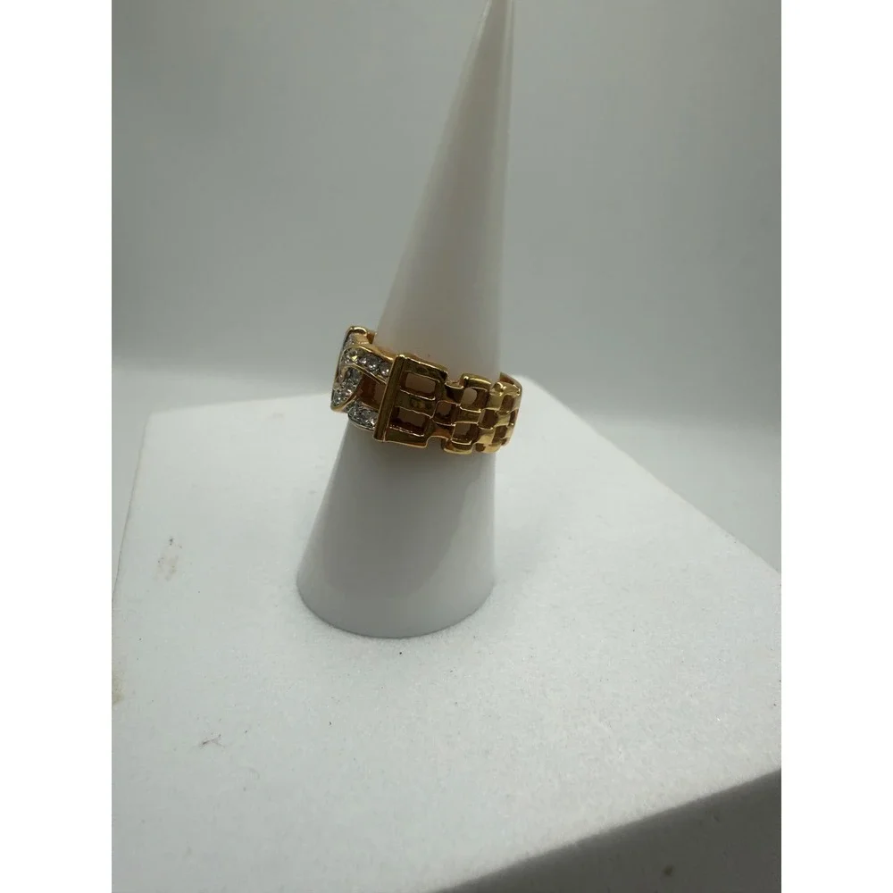 Unsigned gold tone